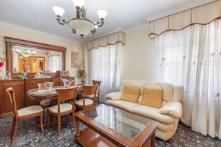 Casa adosada en venta en Padul