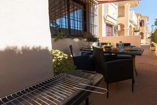 Casa adosada en venta en La Siesta - El Salado - Torreta en Torrevieja