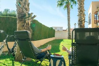 Casa adosada en venta en La Siesta - El Salado - Torreta en Torrevieja