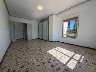 Chalet en venta en Peña de las Águilas en Elche