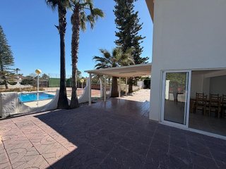 Chalet en venta en Peña de las Águilas en Elche