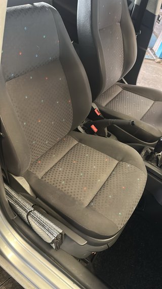 Volkswagen Polo ETIQUETA B- MOTOR CADENA-