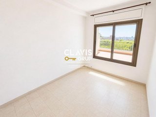 Ático en venta en Les Roquetes en Barcelona