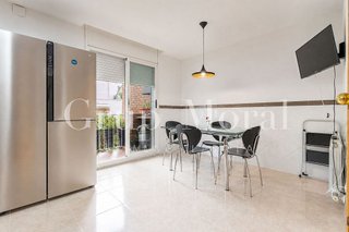 Casa adosada en venta en Mestral en Reus