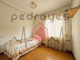 Piso en venta en Ciudad Naranco en Oviedo