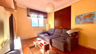 Piso en venta en As Lagoas en Ourense