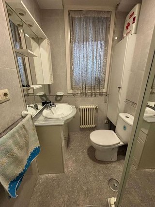 Piso en venta en As Lagoas en Ourense