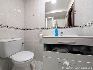 Piso en venta en Linares