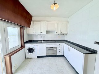 Piso en venta en Cuatro Caminos - Plaza de la Cubela en Coruña (A)