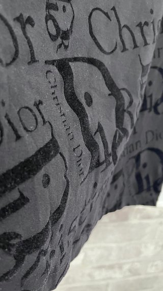 Camiseta Negra Estampada Talla L