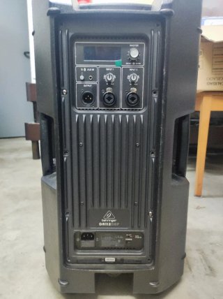 Behringer DR112DSP Altavoz Autoamplificado 1200W
