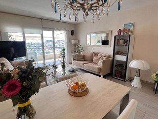 Piso en venta en Empuriabrava en Castelló d´Empúries