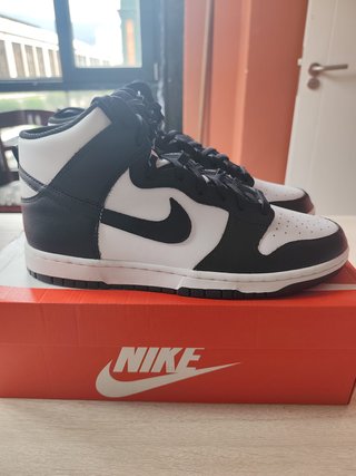 Zapatillas Nike Dunk High Blanco y Negro