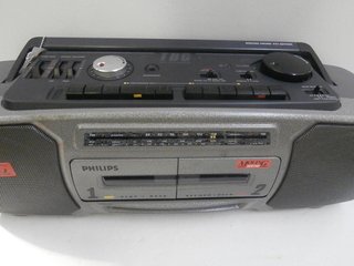 Radio Cassette Philips AW 7502 Moving Sound