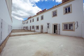 Casa adosada en venta en Campillos
