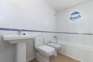 Casa adosada en venta en Campillos