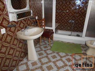 Casa adosada en venta en Valdepeñas