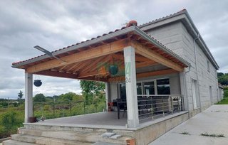 Chalet en venta en Barbadás