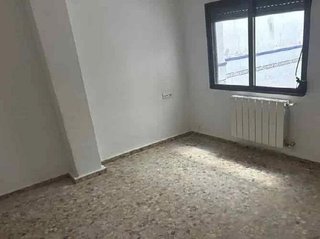 Chalet en venta en Zona Calle Valencia en Torrent