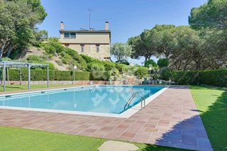Casa adosada en venta en Urbanitzacions en Mataró