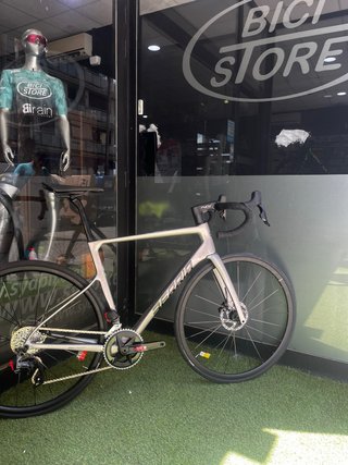 Berria Carretera Disco ElectróniCO SRAM AXS 12V