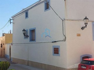 Chalet en venta en Centro en Roda de Barà