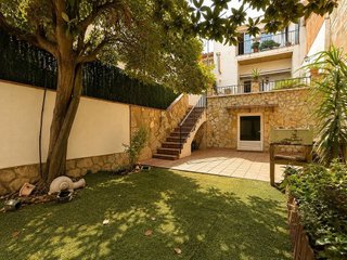 Chalet en venta en Molins de Rei