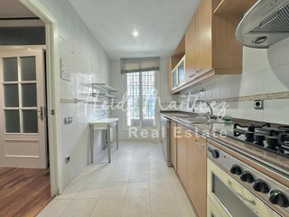 Chalet en venta en Molins de Rei