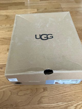 Stivali UGG grigi taglia 38 con scatola e certificato