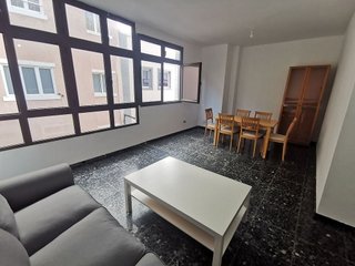 Piso en venta en Santa Catalina - Canteras en Palmas de Gran Canaria(Las)