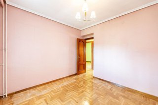 Piso en venta en Pueblo Nuevo en Madrid