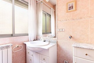 Piso en venta en Pueblo Nuevo en Madrid