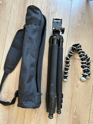 ⁠Nikon D5100 a REVENTAR DE EXTRAS + Pack Iluminac.