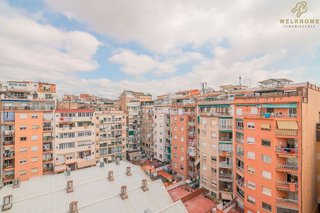 Ático en venta en Sant Antoni en Barcelona