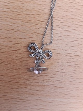 Colgante Vivienne Westwood Plata y Rosa