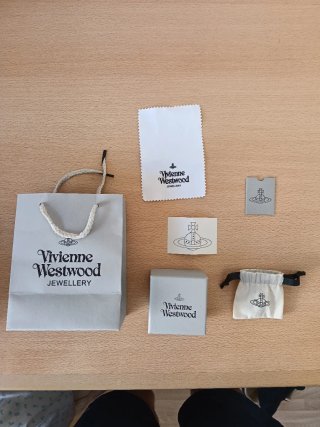 Colgante Vivienne Westwood Plata y Rosa