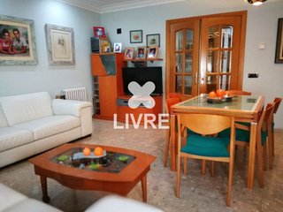 Casa en venta en Marianao en Sant Boi de Llobregat
