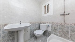 Piso en venta en Les Planes en Hospitalet de Llobregat, L´