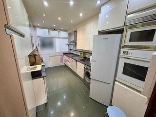 Piso en venta en Plaza España - Villa Pilar - Reyes Católicos - Vadillos en Burgos