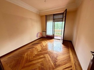 Piso en venta en Plaza España - Villa Pilar - Reyes Católicos - Vadillos en Burgos