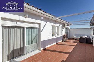 Ático en venta en Ogíjares