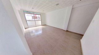 Piso en venta en La Creu del Grau en Valencia