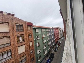 Piso en venta en Numancia - San Fernando en Santander