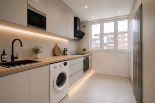 Piso en venta en Virgen del Cortijo - Manoteras en Madrid