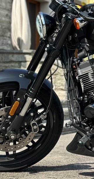 Harley-Davidson Sportster Roadster 1200 - A2 Negra