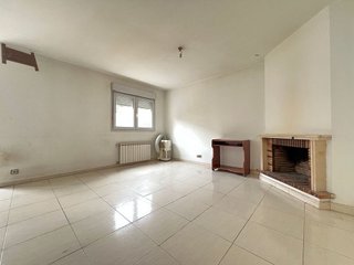 Casa adosada en venta en Las Lomas en Seseña