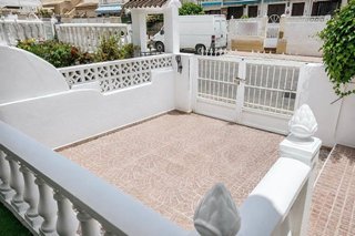 Casa adosada en venta en Playa de los Locos en Torrevieja
