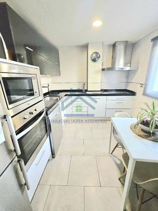 Casa adosada en venta en Ogíjares