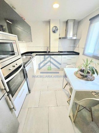 Casa adosada en venta en Ogíjares