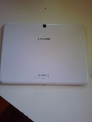Tablet Samsung SM-T530 Argento/Bianco
